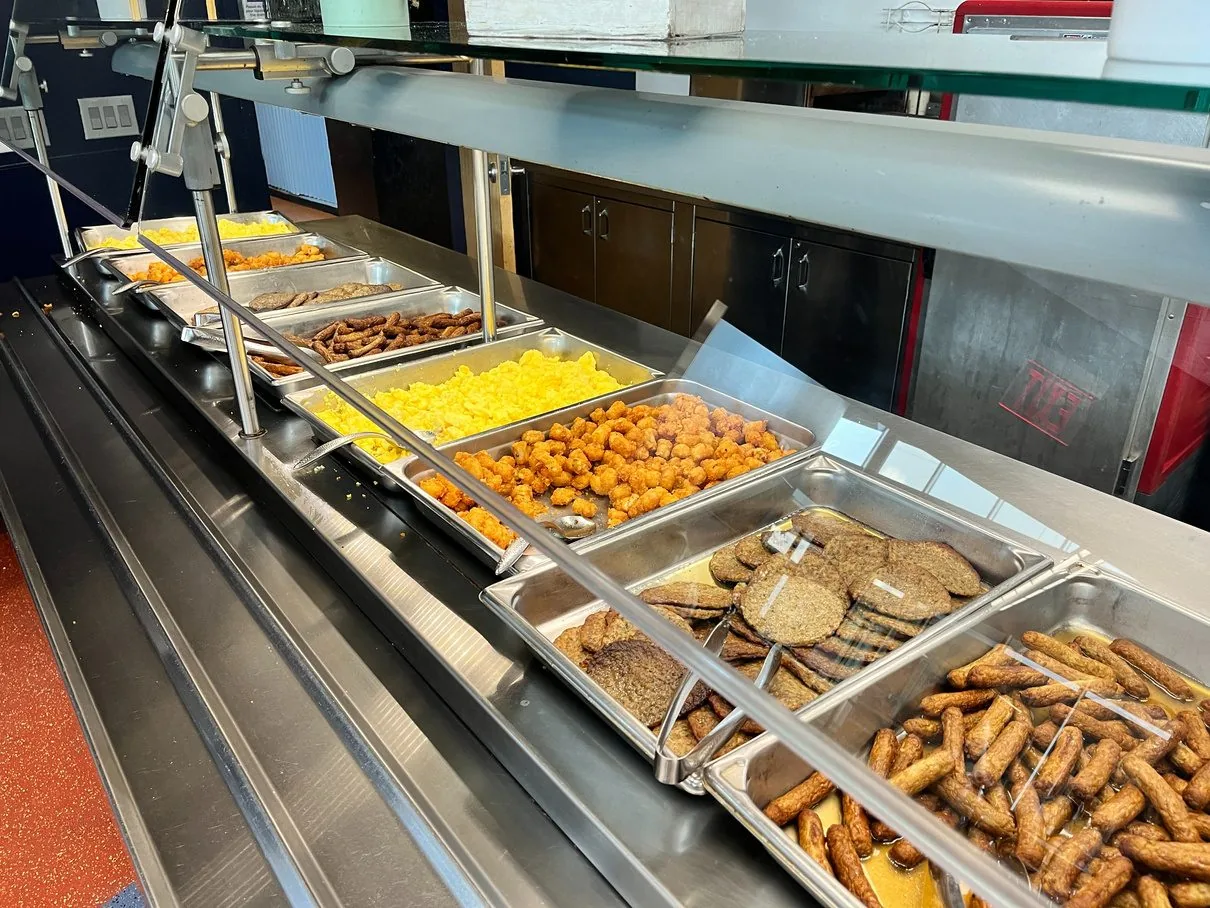 Repas servis en buffet